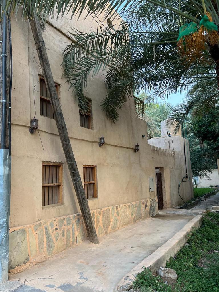 Mall Aldakhil House Al Ḩamrāʼ Kültér fotó